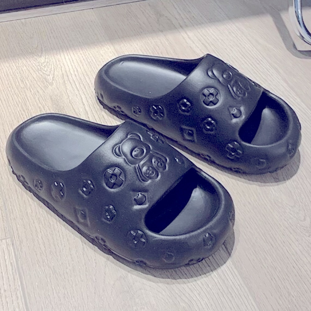 Cartoon Cute Bear Slippers Thick-soled super-soft puffy slides NEW